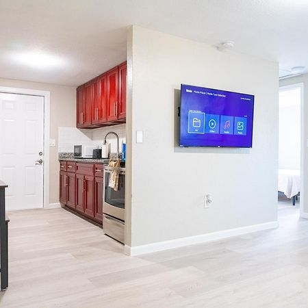 University Serenity Suites Temple Terrace Exterior foto