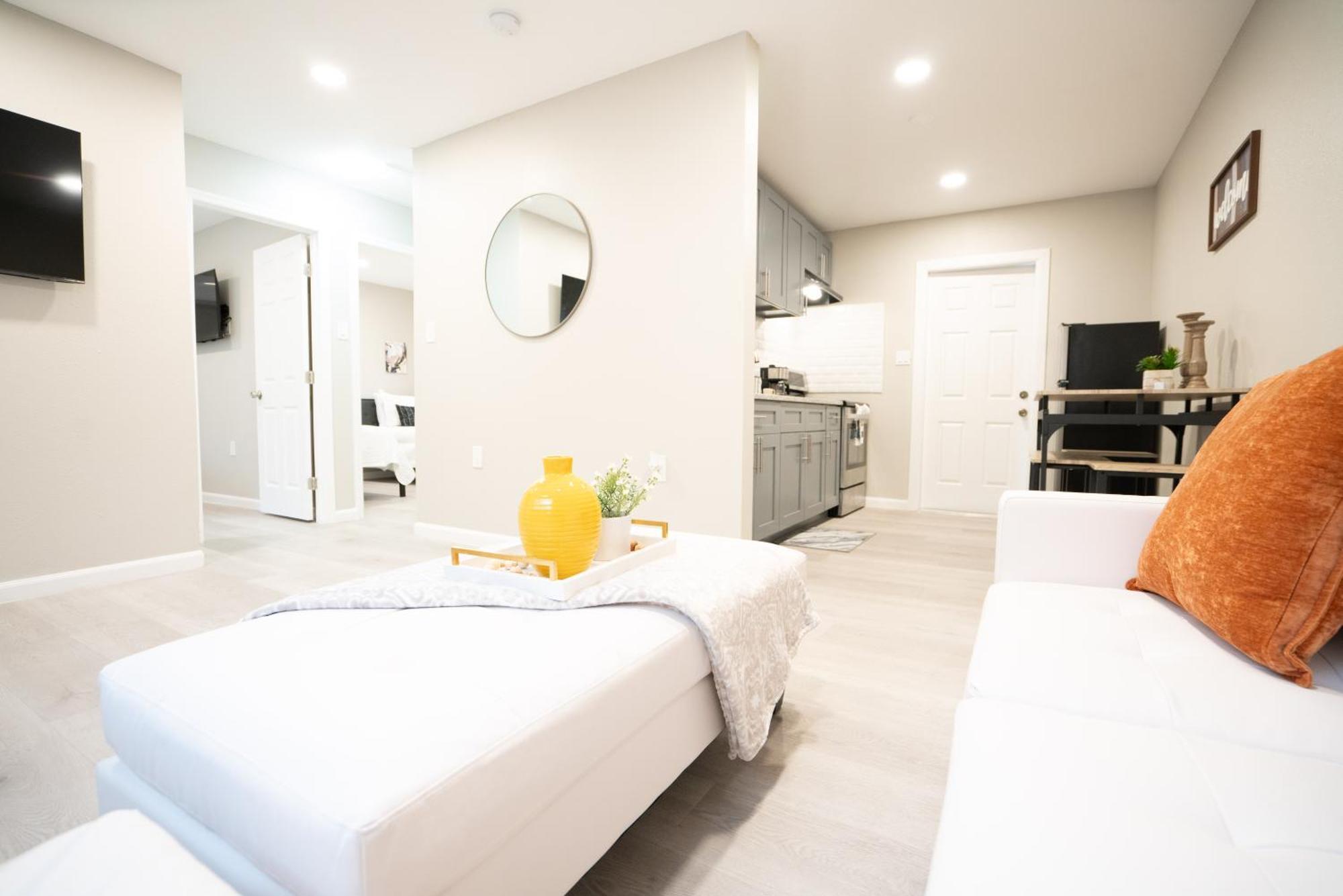 University Serenity Suites Temple Terrace Exterior foto